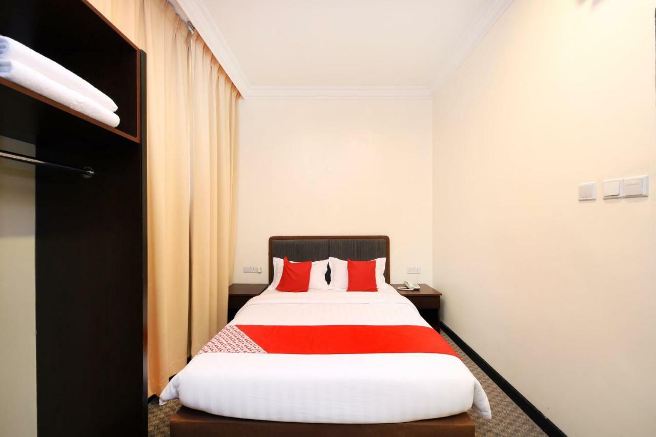Oyo 750 Comfort Hotel Kota Kinabalu Ngoại thất bức ảnh